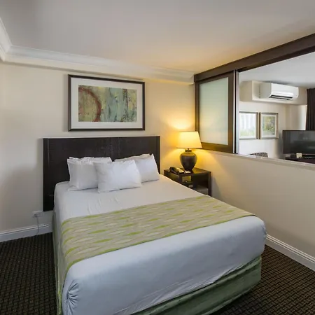 Apartamento Regency On Beachwalk Waikiki By Outrigger Honolulu Habitación foto